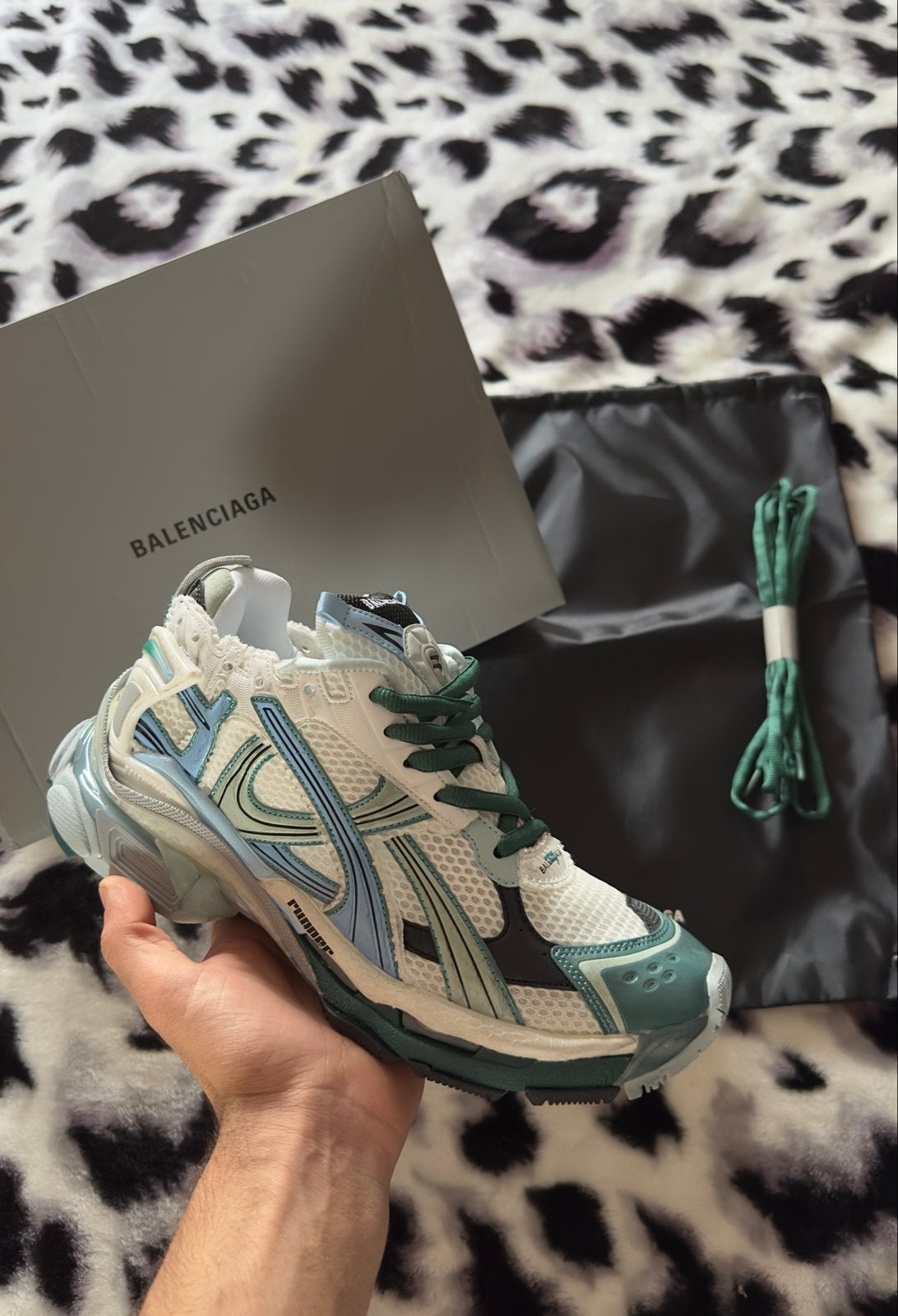 Balenciaga Runner Sneakers - Maat 42 - Zo goed als nieuw, Ophalen of Verzenden, Zo goed als nieuw, Overige kleuren, Sneakers of Gympen