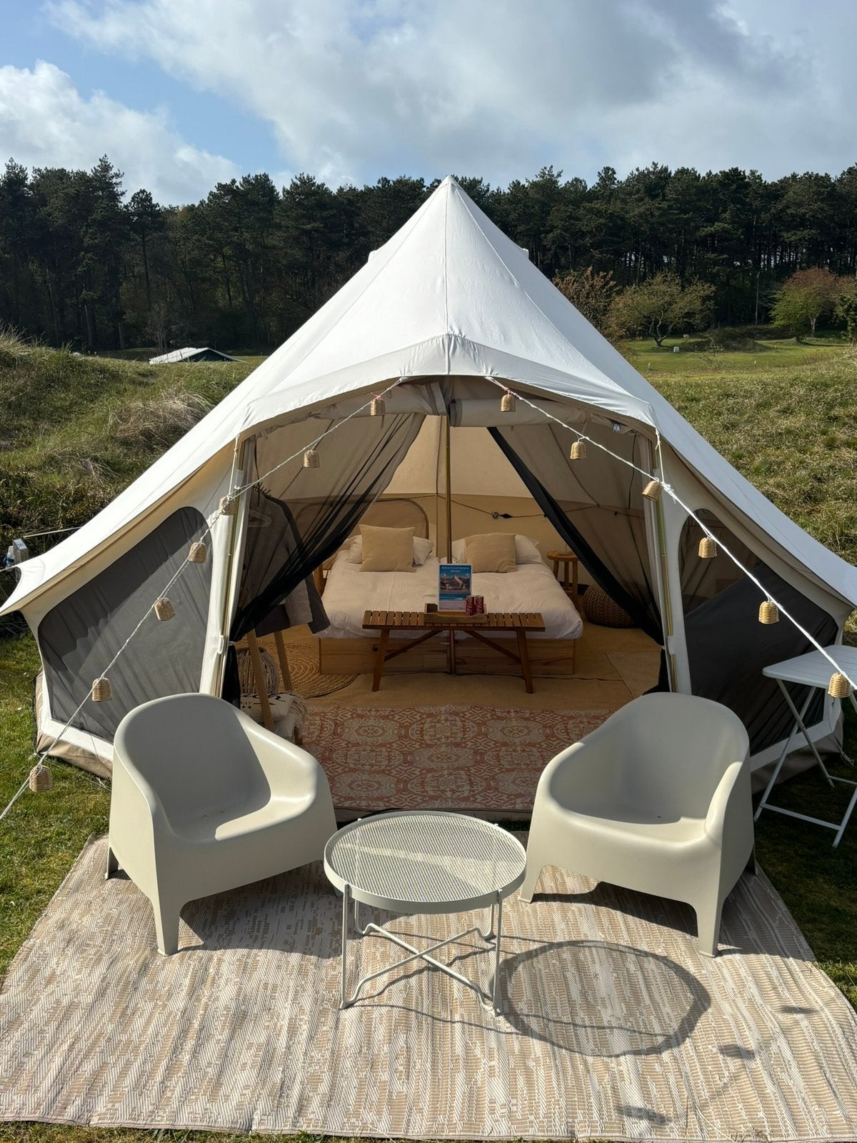 LAST MINUTE – Bell Tent huren op Ameland | Nes | Augustus, Ophalen of Verzenden, Tot en met 2