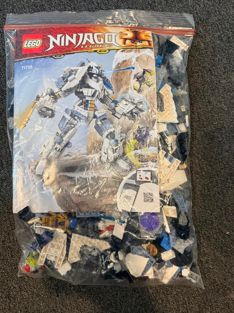 LEGO 71738 Zane’s Titan Mech Battle, Kinderen en Baby's, Speelgoed | Duplo en Lego, Ophalen of Verzenden, Zo goed als nieuw