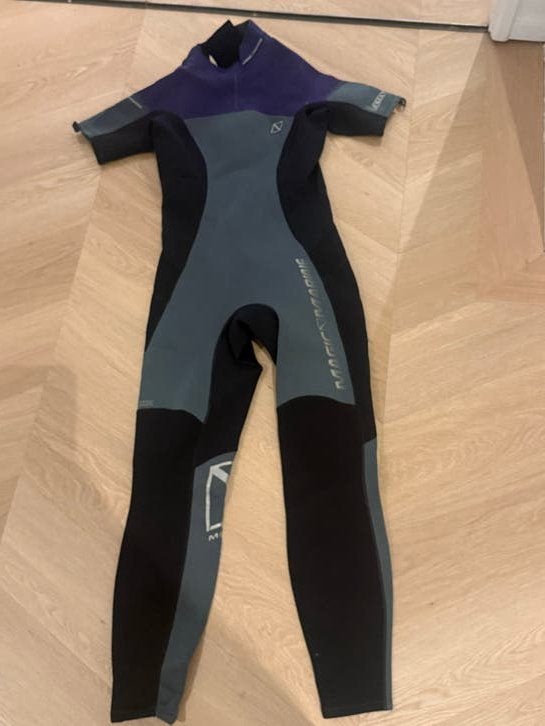 Magic Marine Wetsuit - Zo goed als nieuw, Ophalen of Verzenden, Zo goed als nieuw, Dame of Heer, Wetsuit