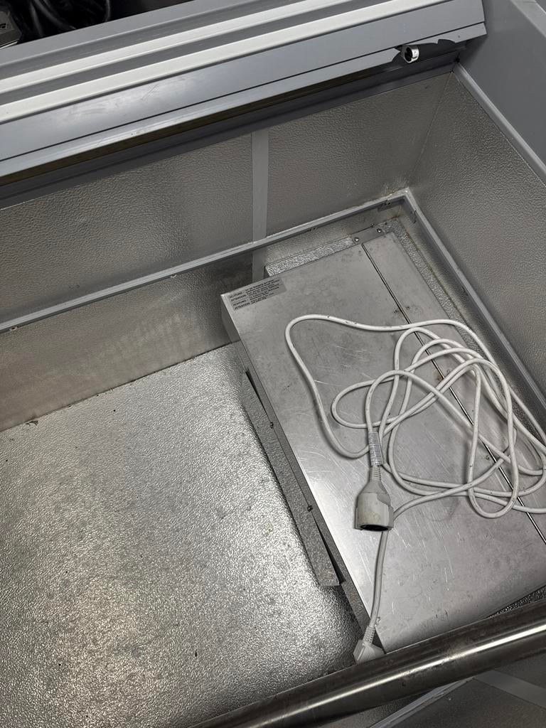 Grote horeca vriezer met glazen schuifdeksels, Witgoed en Apparatuur, Vriezers en Diepvrieskisten, Ophalen of Verzenden, Gebruikt