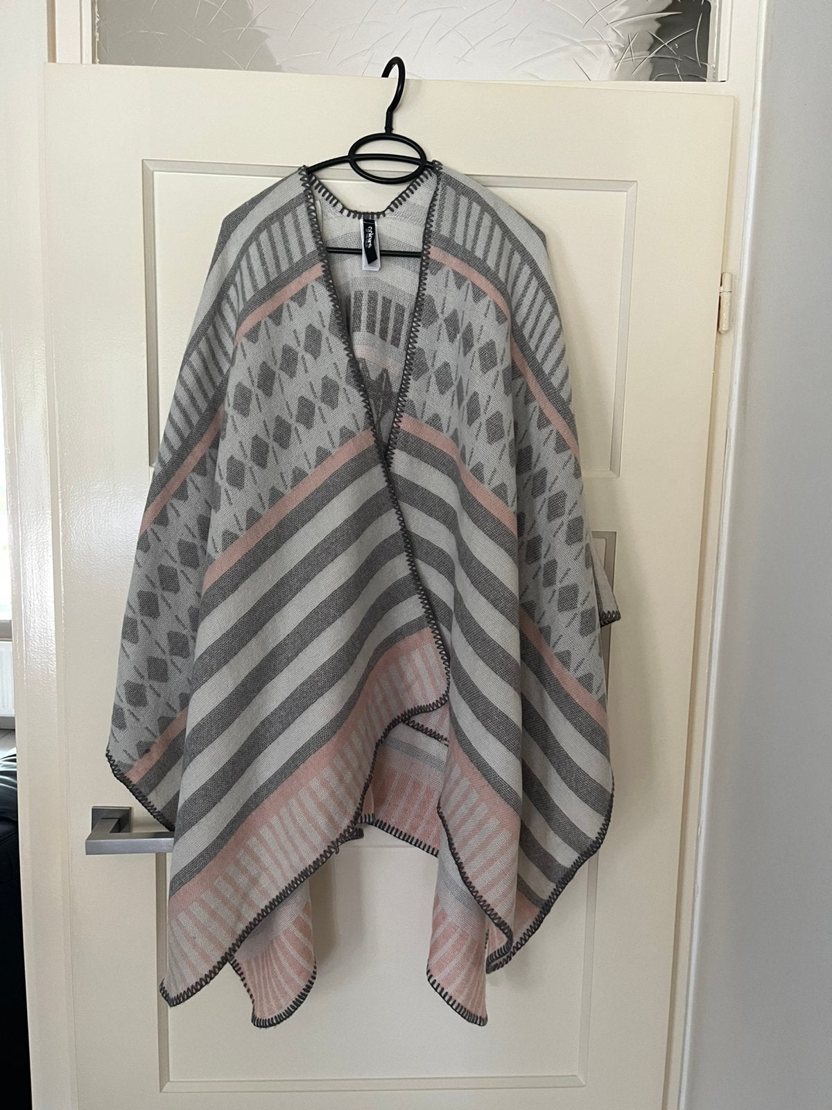 Omslagdoek stola, Ophalen of Verzenden, Zo goed als nieuw, Maat 46/48 (XL) of groter, Sjaal