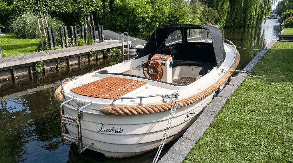 Te Huur: Sloep Boot 8 Personen Geen Vaarbewijs Nodig!, Sloep of Motorboot
