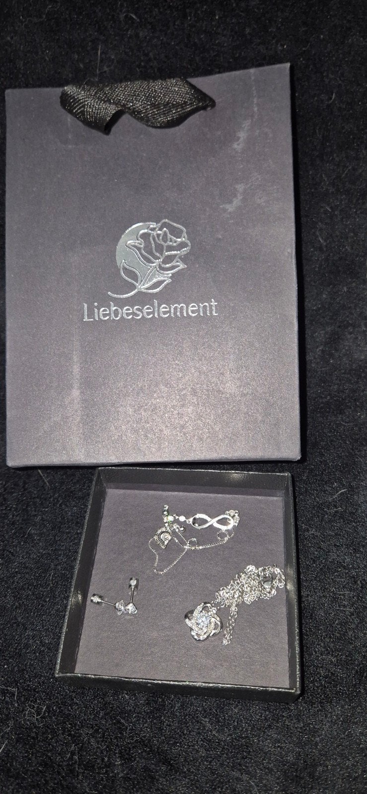 Sieraden setje: kettingen en oorbellen - Liebeselement, Ophalen of Verzenden