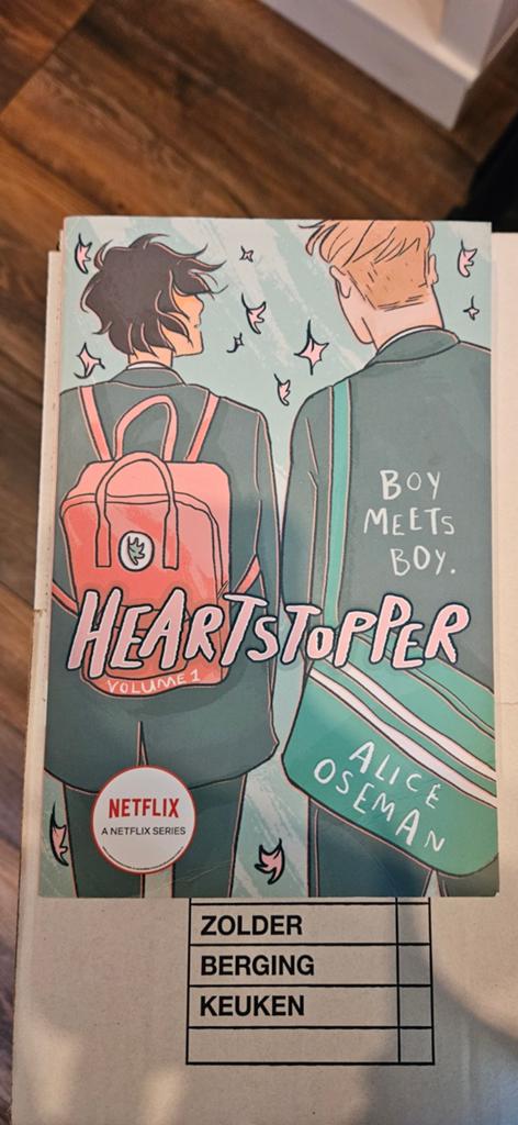 Heartstopper Volume 1 - Alice Oseman (Engels), Ophalen of Verzenden, Zo goed als nieuw, Alice Oseman, Fictie