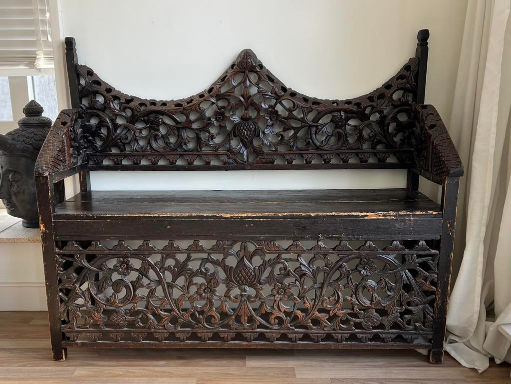 Balinese / Indonesische handgesneden houten bank, Ophalen, Gebruikt, Hout