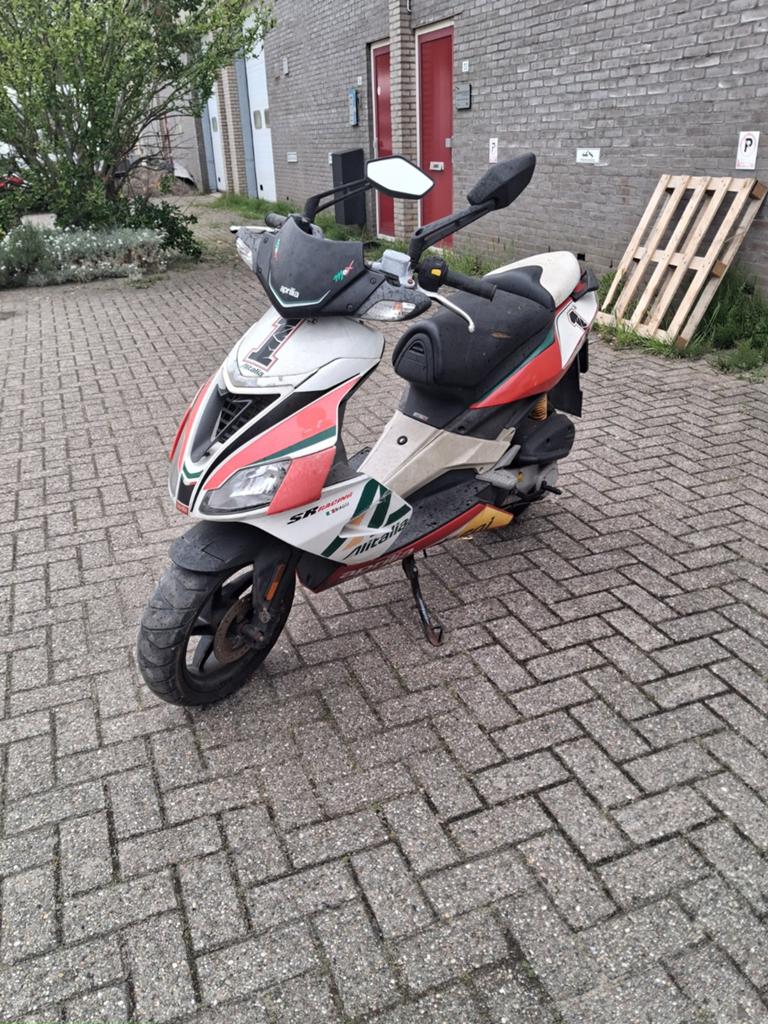 Aprilia sr factory 2011 italia edition, Ophalen, Sr, Aprilia, SR 50