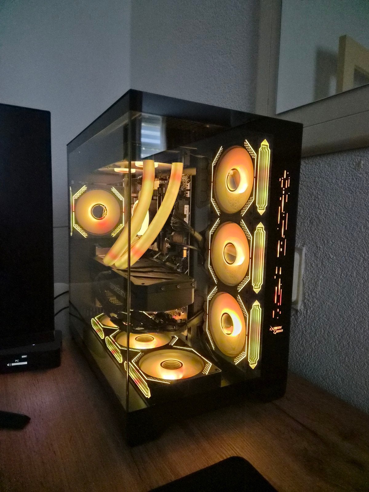 Krachtige Gaming PC - Intel i9-14900KF, RTX 5080, 32GB RAM, Computers en Software, Ophalen, Zo goed als nieuw, Gaming, SSD