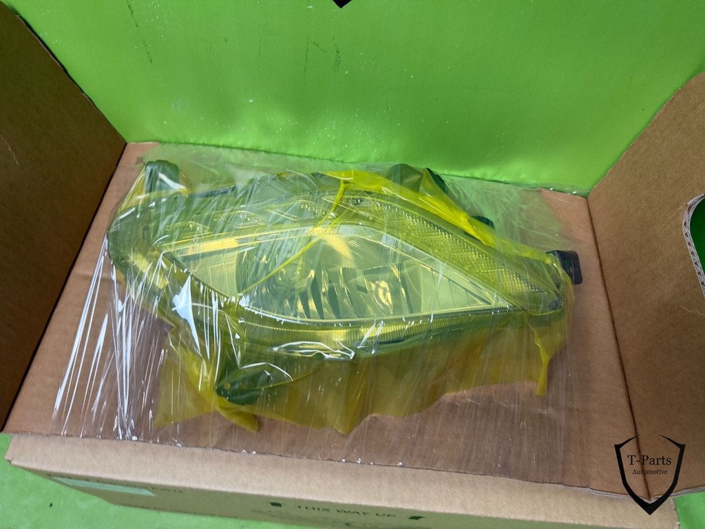 kia venga mistlamp rechts 922011P300 lamp, Kia, Heolleung-ro 12
06797  Seoul, Nieuw, Ophalen of Verzenden