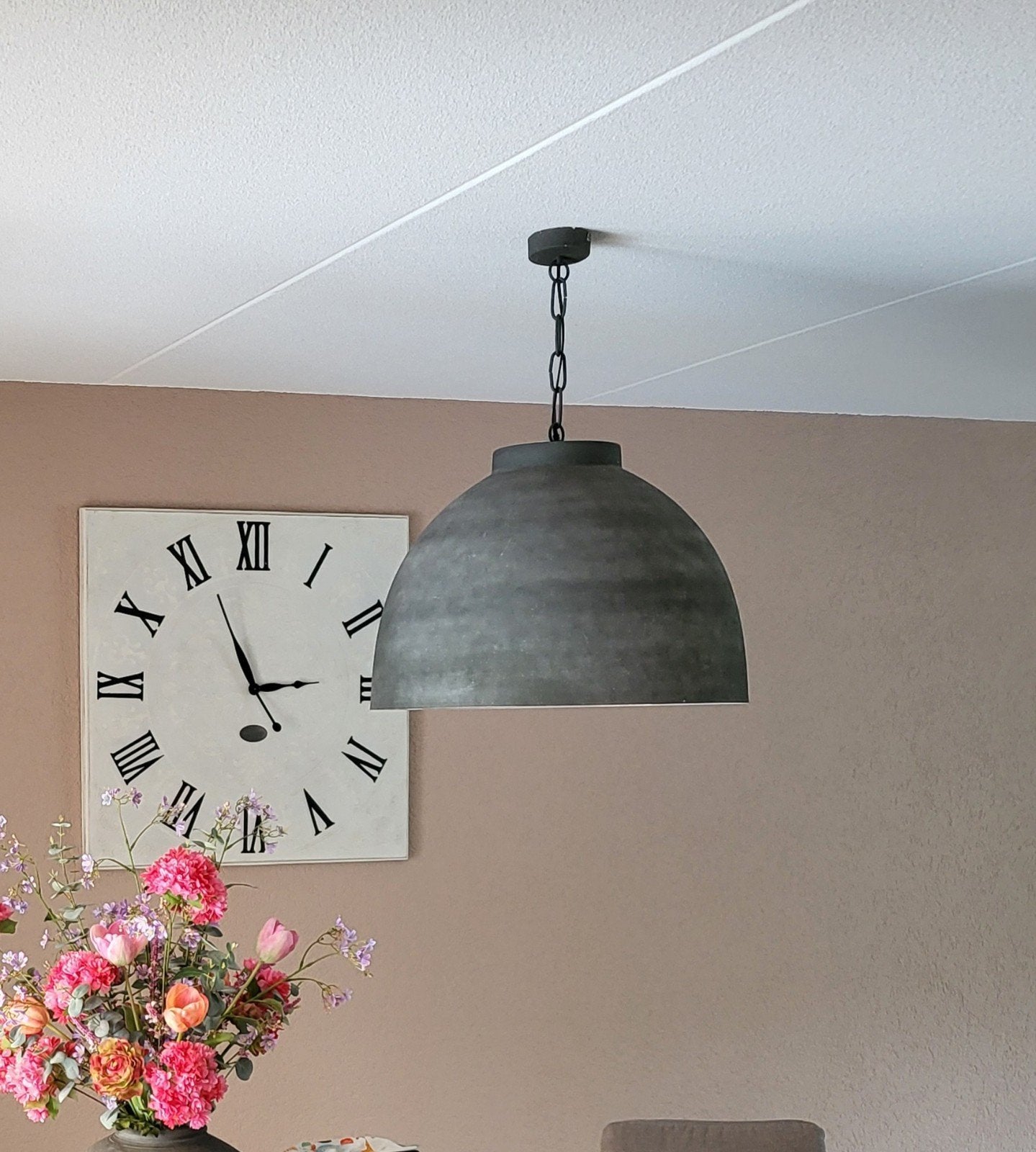 Mooie, grote betonlook hanglamp (Pronto), Ophalen, Zo goed als nieuw, Industrieel
