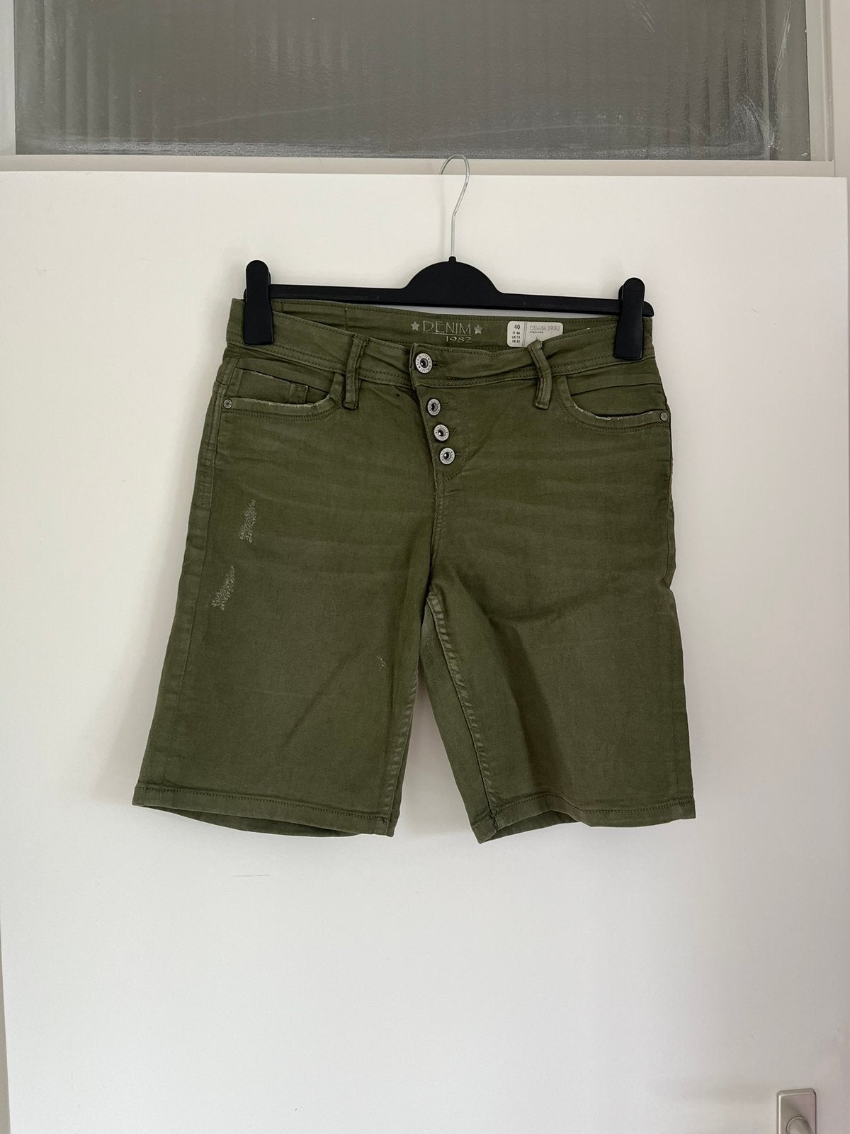 Groen spijkershort / korte spijkerbroek maat 40/L Denim 1982, Kleding | Dames, Maat 38/40 (M), Kort, Ophalen of Verzenden, Zo goed als nieuw
