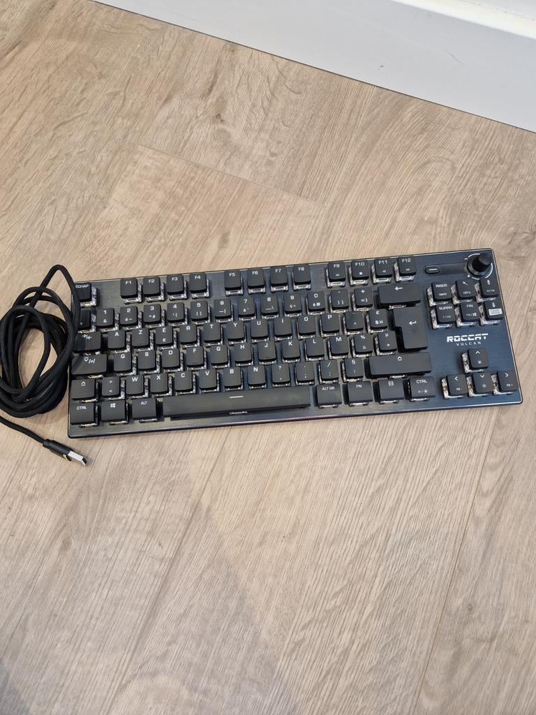 Roccat Vulcan TKL Pro toetsenbord, Computers en Software, Toetsenborden, Ophalen of Verzenden, Zo goed als nieuw, Gaming toetsenbord