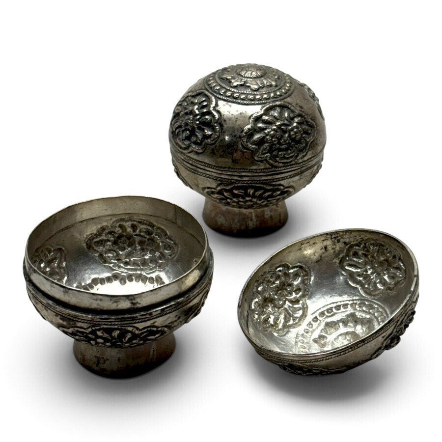 19e eeuwse betelnootdoosjes + schaaltjes,, Ophalen of Verzenden, Zilver
