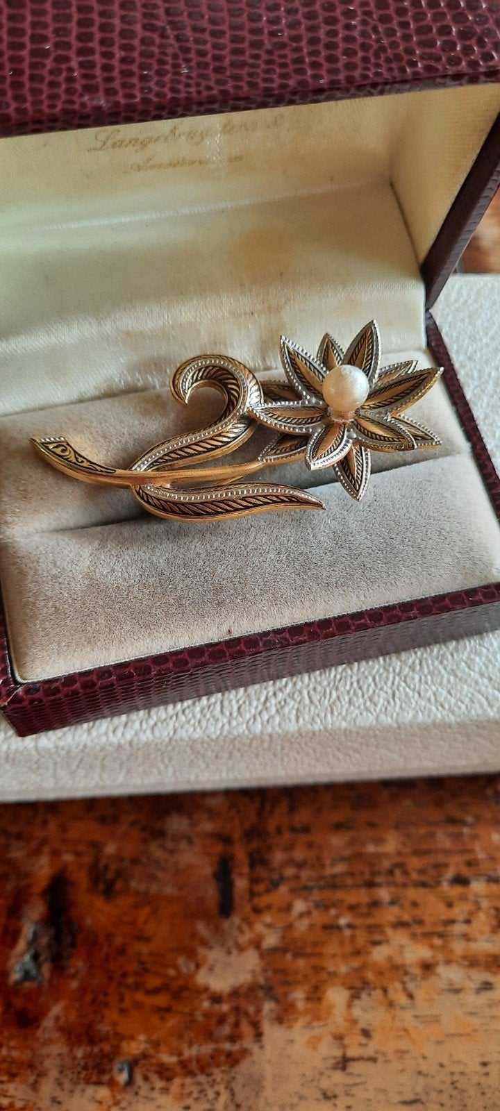 Antieke broche Damascener Toledo goud met parel, Ophalen of Verzenden