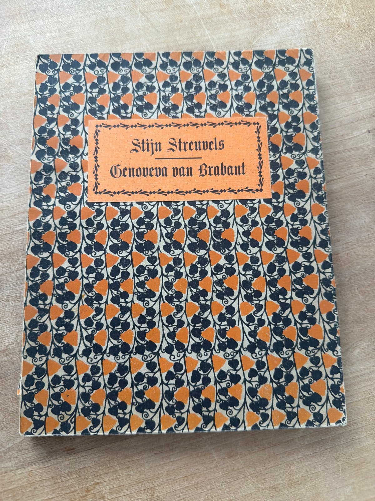 Stijn Streuvels - Genoveva van Brabant (Geïllustreerd), Ophalen of Verzenden, Gelezen, Nederland