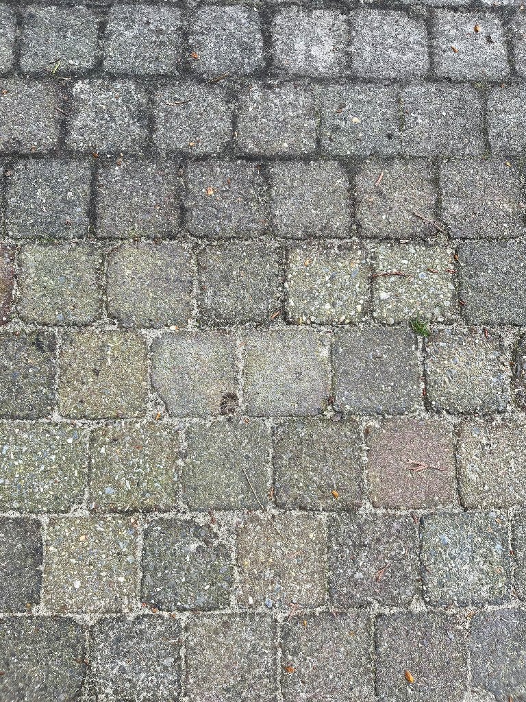 Gratis af te halen: Gebruikte tuintegels 10x10cm (3m²), Tuin en Terras, Ophalen, Gebruikt, Minder dan 5 m², Beton