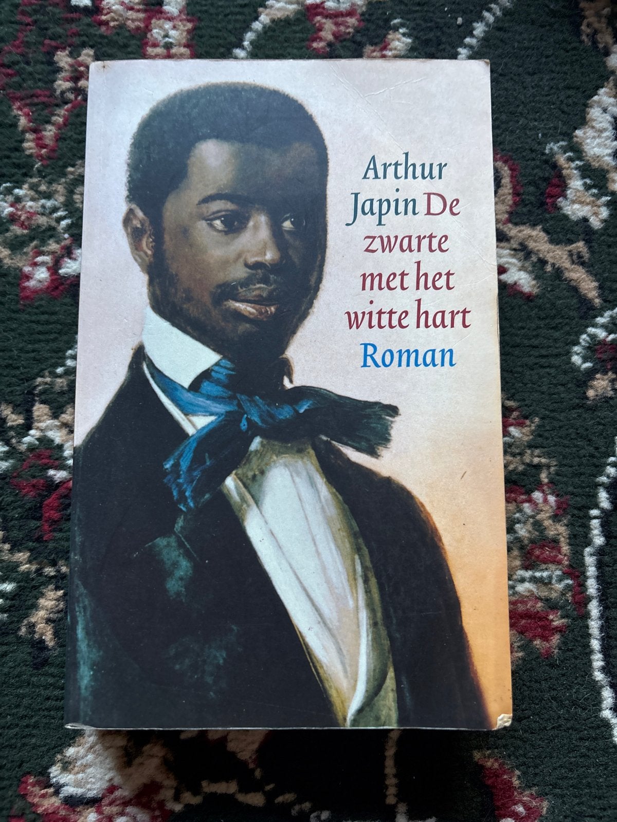 De zwarte met het witte hart - Arthur Japin (Roman), Boeken, Romans, Ophalen of Verzenden, Gelezen, Nederland