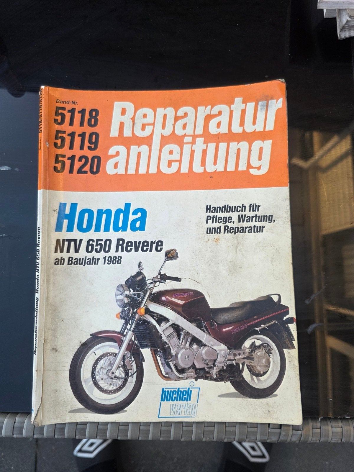 Honda NTV 650 Revere Reparaturanleitung (Duits), Ophalen