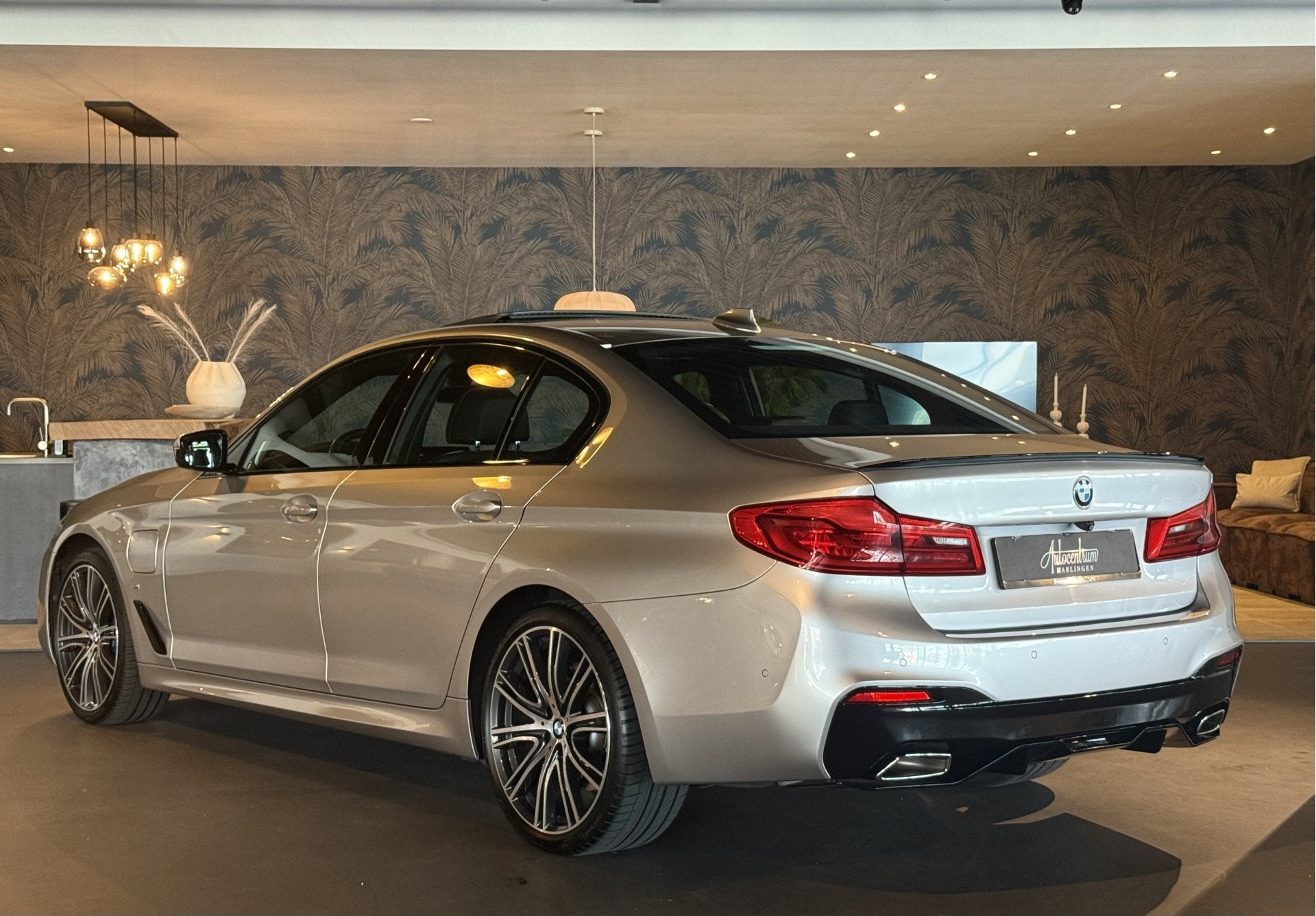 BMW 5 Serie 530e High Exe I Nappa I 20" I 360 cam I Virtual, Auto's, BMW, 1998 cc, Achterwielaandrijving, Gebruikt, 4 cilinders