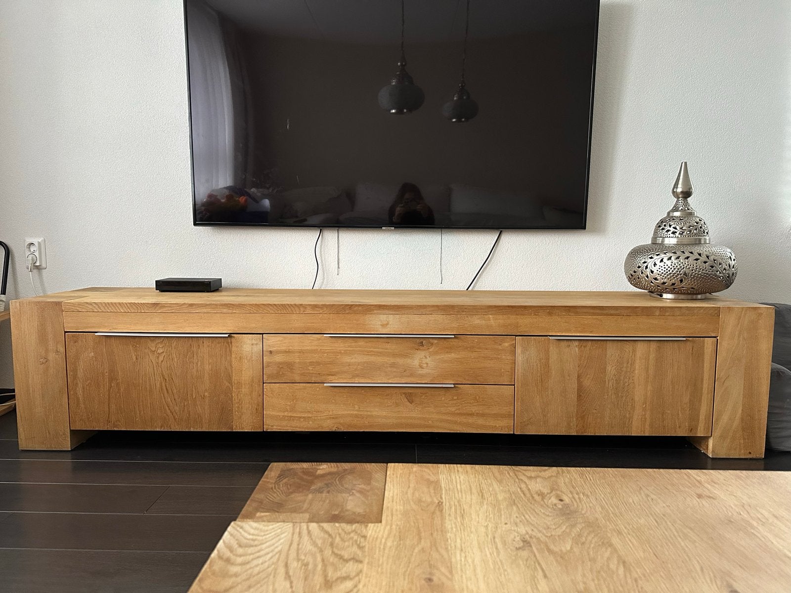 Massief eiken tv-meubel en salontafel set Goossens, Ophalen, Gebruikt, Eikenhout, 200 cm of meer