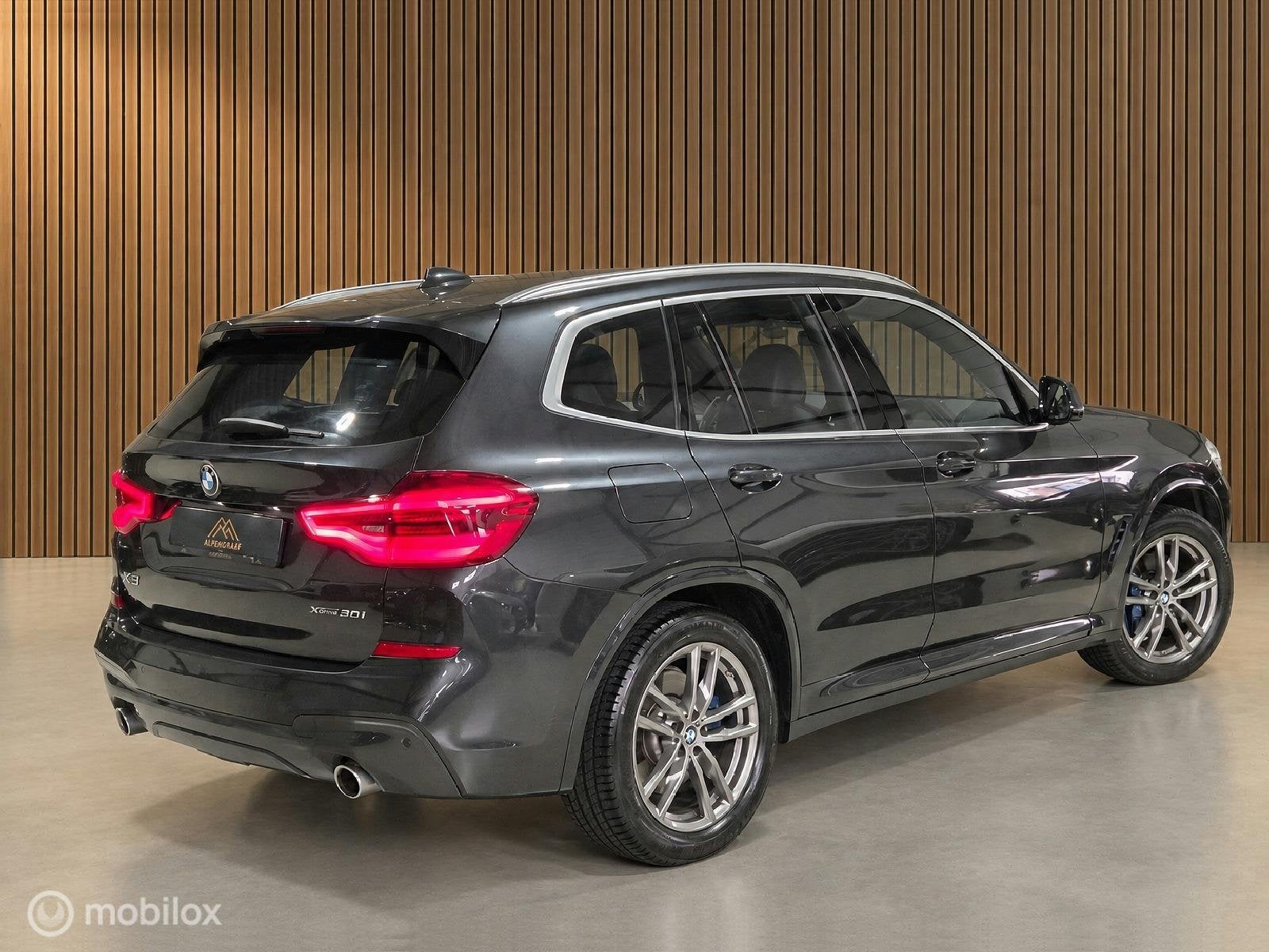 BMW X3 xDrive30i M-Sport 252pk Dealeronderhouden., Auto's, Automaat, Gebruikt, 252 pk, Bedrijf