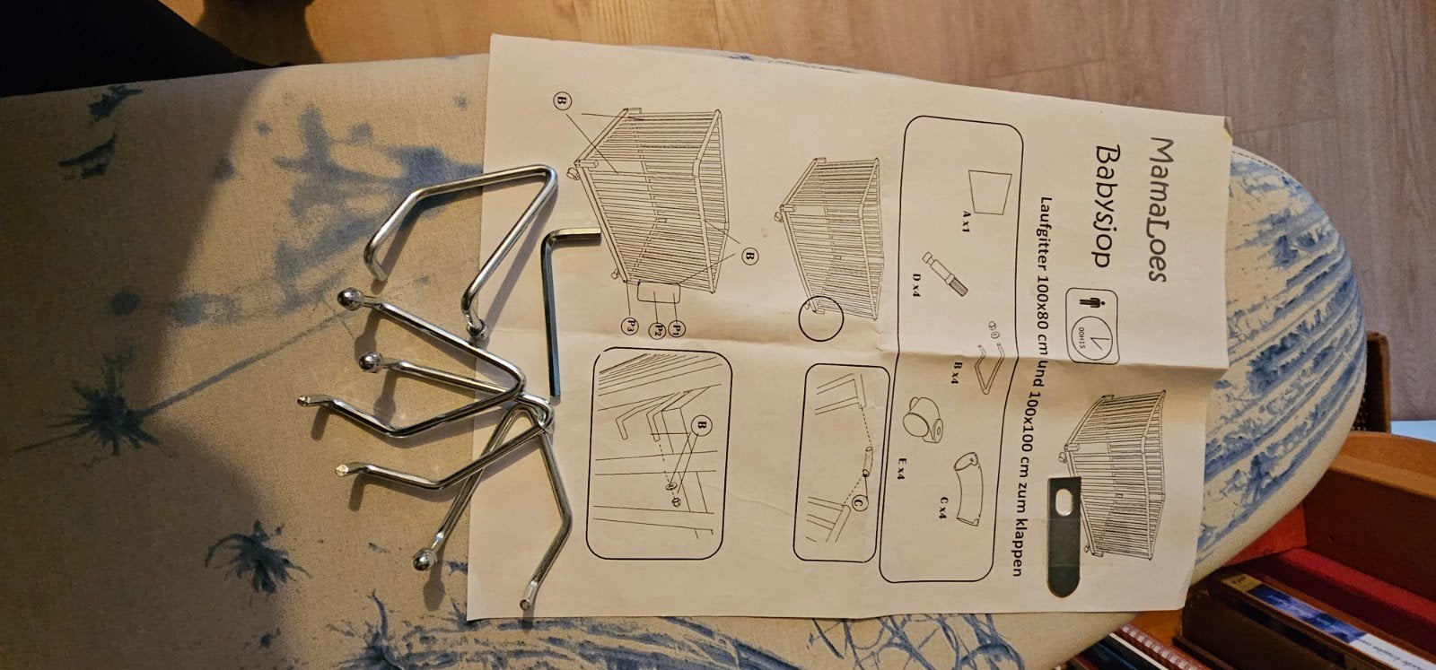 MamaLoes Babysjop Box - Zwart, Vierkant met Wieltjes, Ophalen, Zo goed als nieuw, Rechthoekig, In hoogte verstelbaar