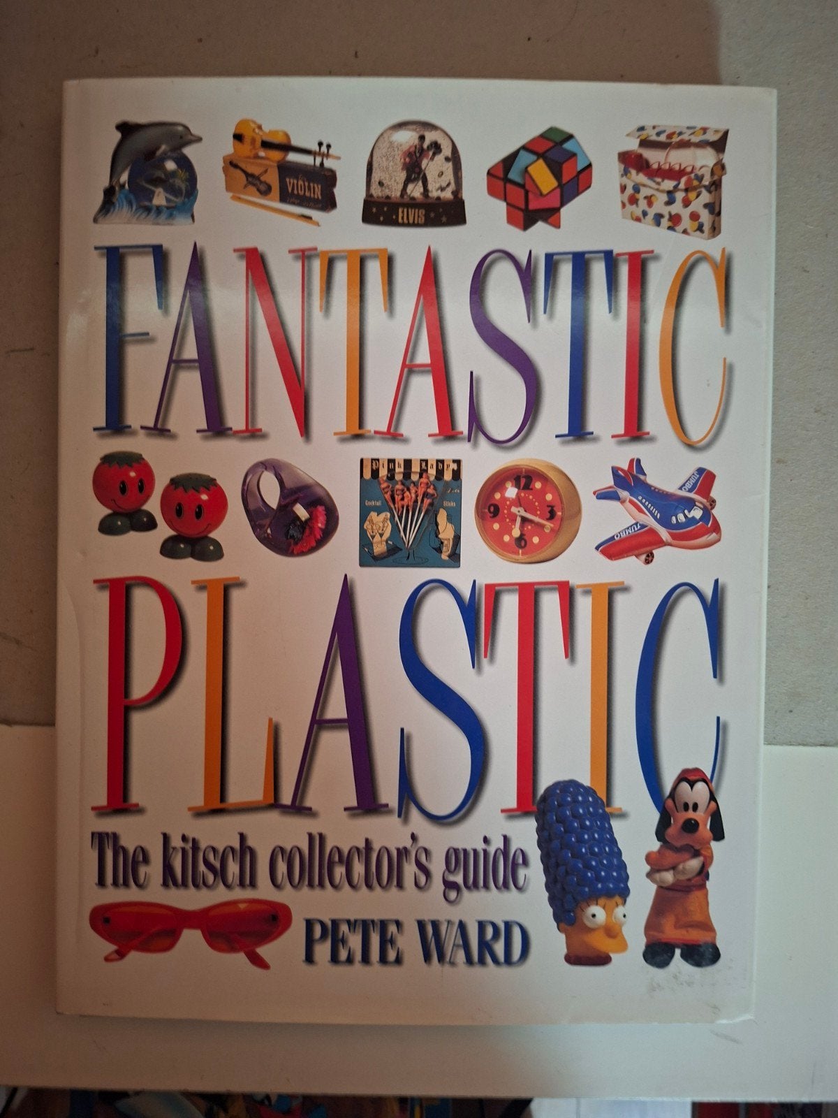 fantastic plastic peter ward memorabilia kitsch, Boeken, Verzenden, Zo goed als nieuw