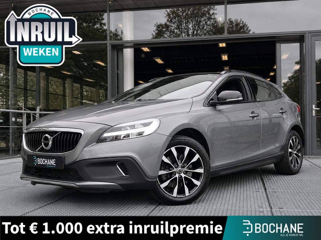 Volvo V40 Cross Country 1.5 T3 Dynamic Edition Automaat 153P, Auto's, Euro 6, 4 cilinders, 700 kg, Leder en Stof