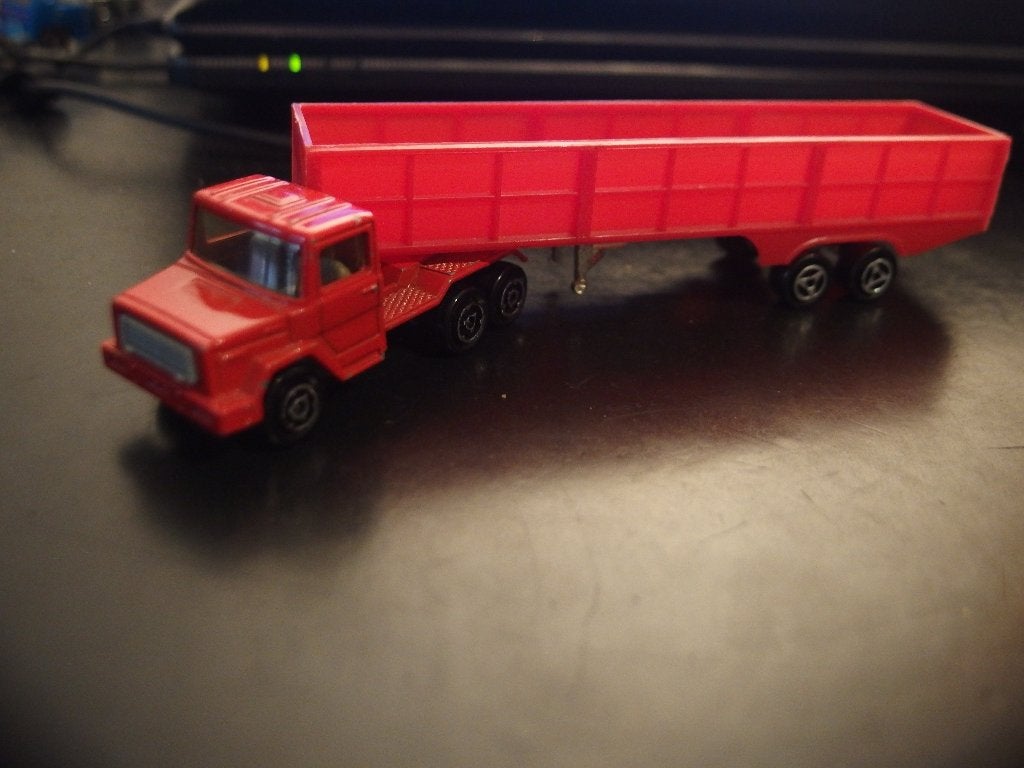Majorette Magirus ech 100 truck met dieplader, Ophalen of Verzenden, Gebruikt, Bus of Vrachtwagen