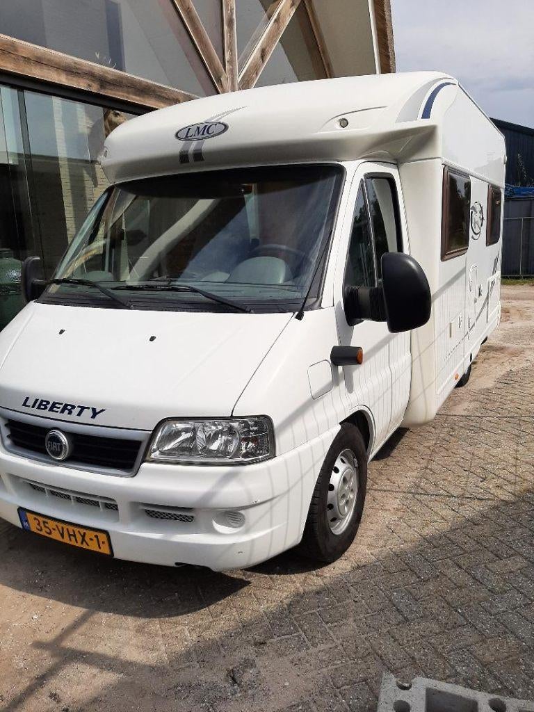 Camper LMC Liberty, Caravans en Kamperen, Campers, Ringverwarming, Fiat, Koelkast, Tot en met 2