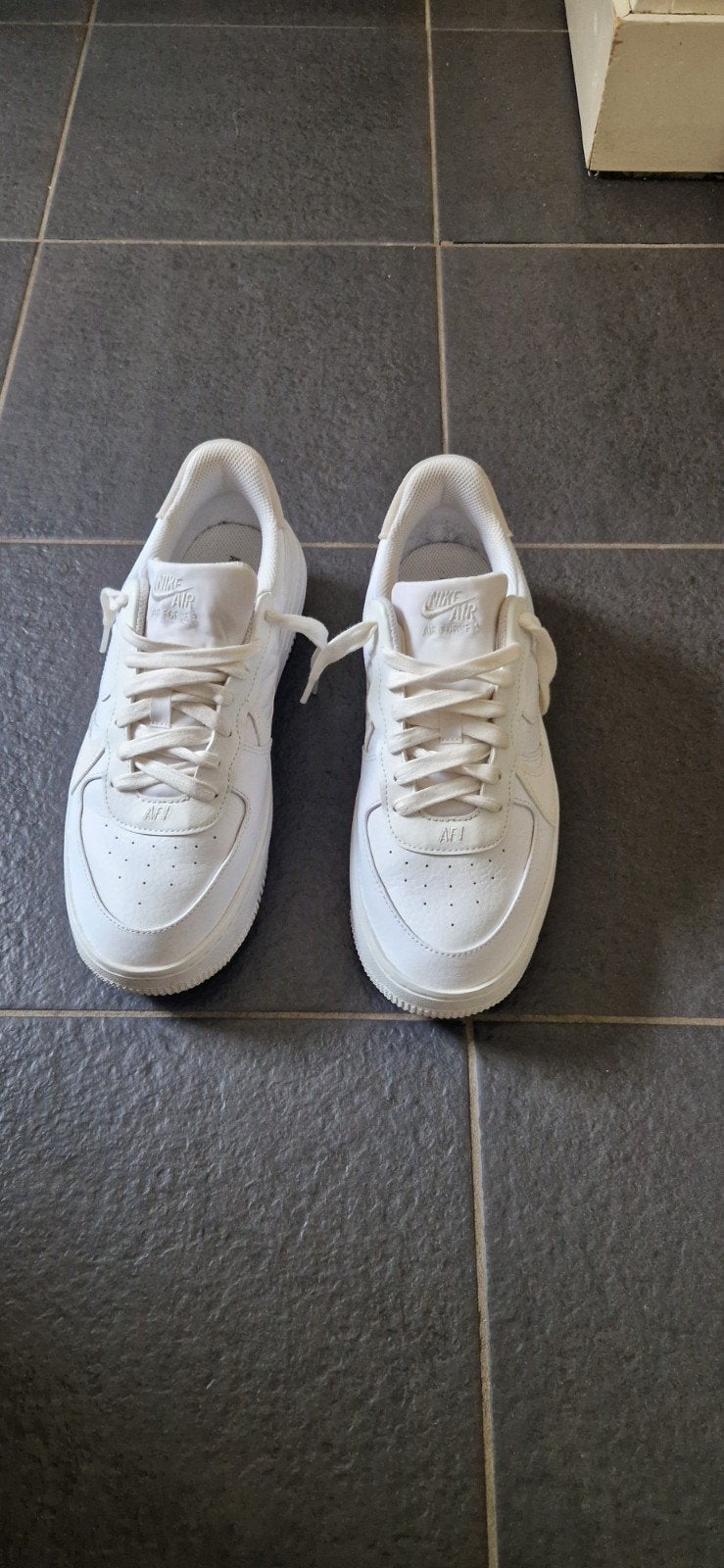 Zo goed als nieuwe Nike air force 1 '07  dames sneakers, Ophalen of Verzenden, Zo goed als nieuw, Wit, Sneakers of Gympen