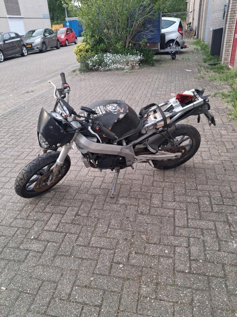 Derbi gpr 50 2takt 45km schakelbrommer, Fietsen en Brommers, Brommers | Derbi, Gebruikt, Ophalen