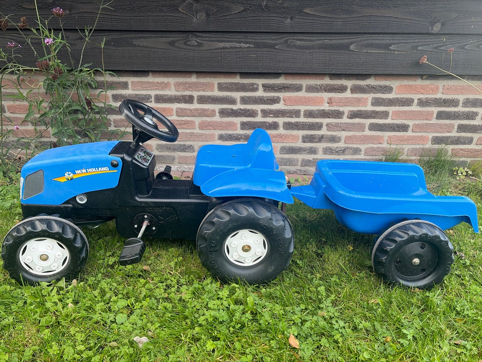 New Holland traptractor met aanhanger, Ophalen, Gebruikt, Trapvoertuig