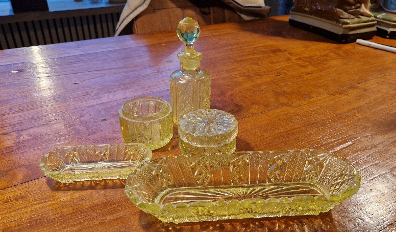 Antieke Art Deco Ouralin-glas Toiletset uit 1930, Antiek en Kunst, Ophalen of Verzenden