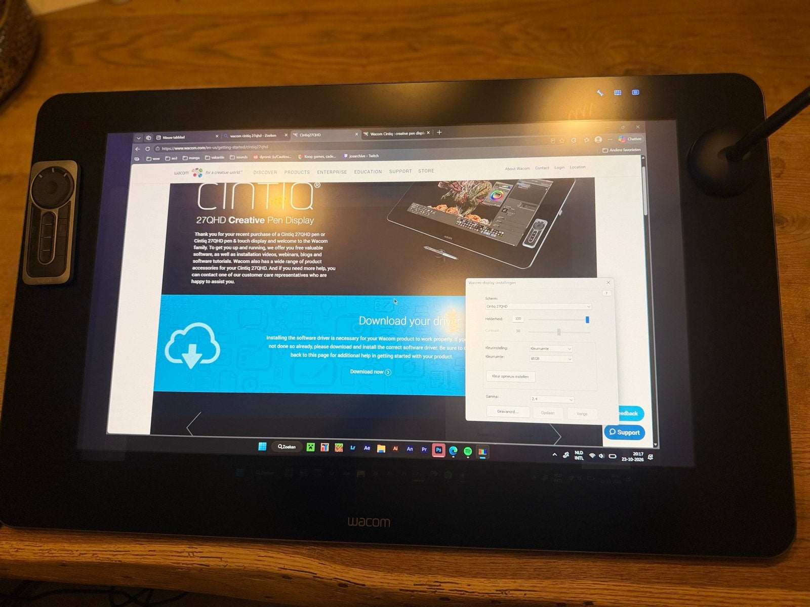Wacom Cintiq 27QHD met pen, houder en afstandsbediening, Computers en Software, Ophalen, Multi-touch, Gebruikt, Bedraad