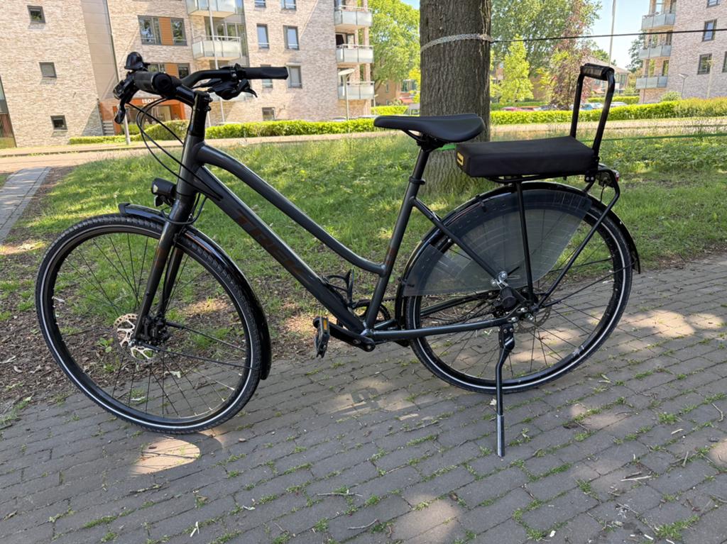 Trek district 4 2023 maat m, zo goed als nieuw, Zo goed als nieuw, Schijfrem, Ophalen, Overige merken