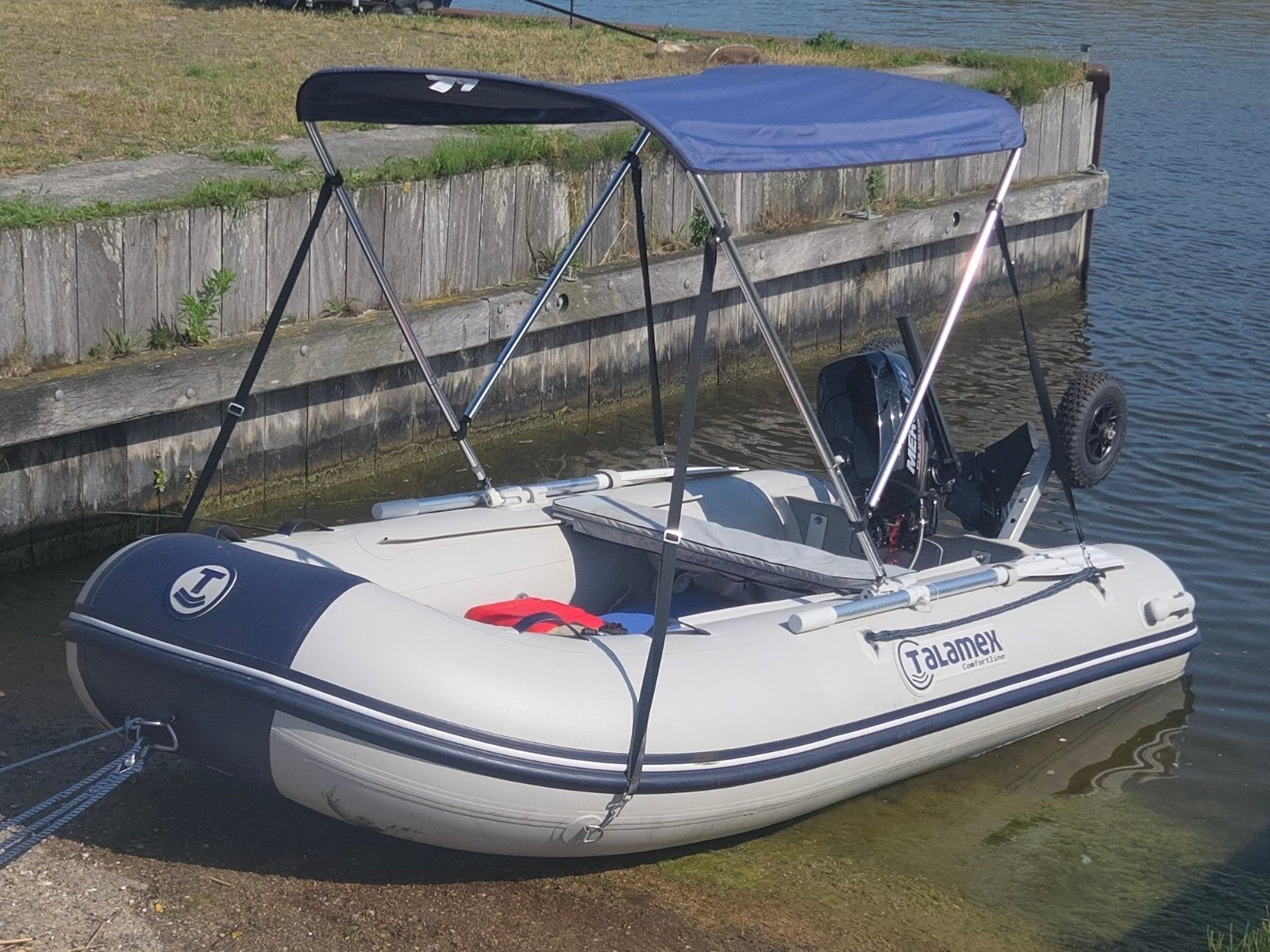 Talamax rubberboot met Mercury 6pk buitenboordmotor, Watersport en Boten, Rubberboten, Ophalen, Airdeck, Peddels, Zo goed als nieuw