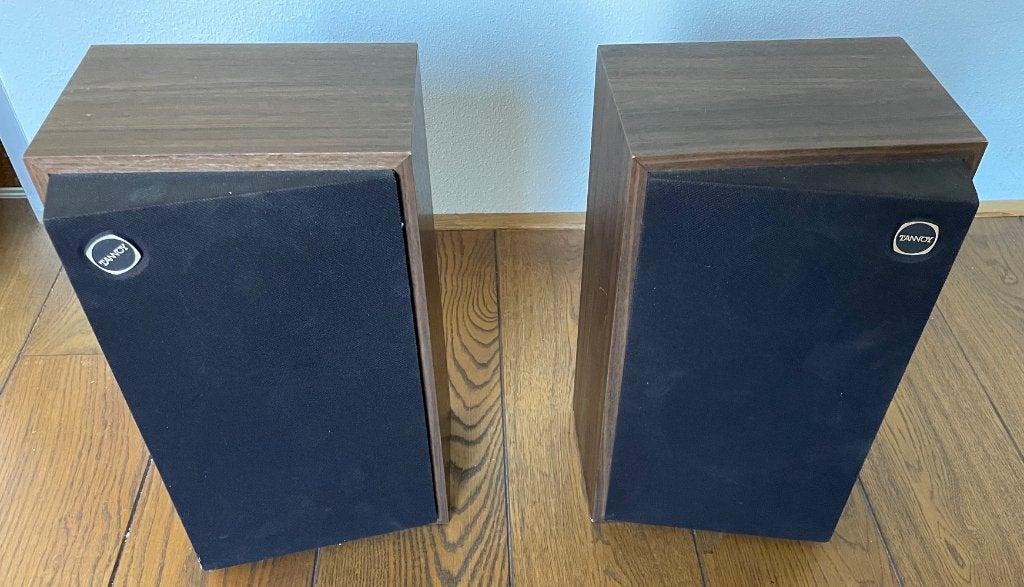 Tannoy Titan speakers, Gebruikt, 60 tot 120 watt, Front, Rear of Stereo speakers, Ophalen