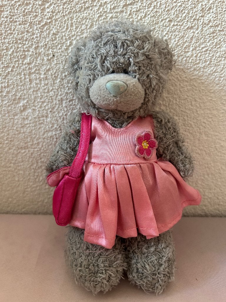 Me to You Tatty Teddy beer met roze jurk en tas, Me To You, Gebruikt, Unit 3, Chichester Business Park, City Fields Way, Tangmere, Chichester, West Sussex, PO20 2FT, Verenigd Koninkrijk
