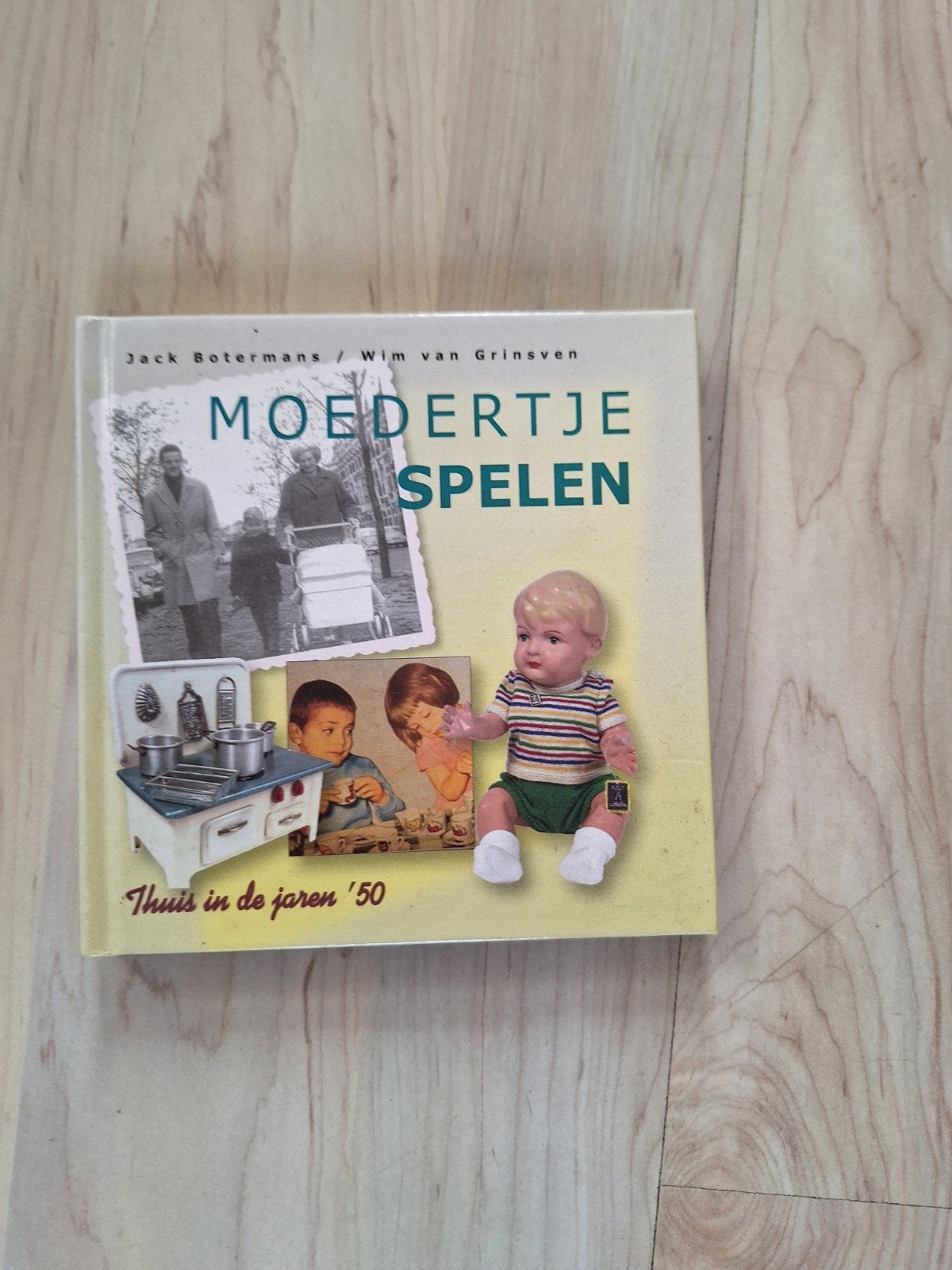 Boekje moedertje spelen, Ophalen of Verzenden, Gebruikt