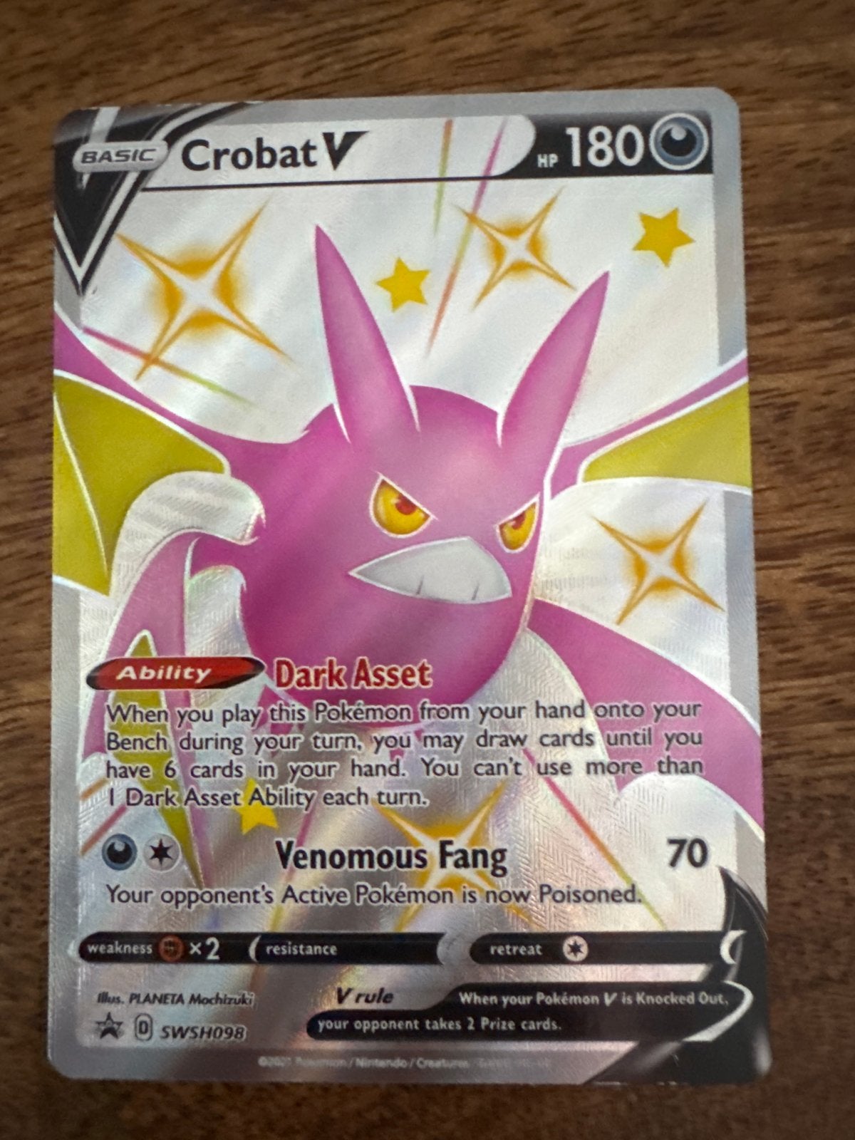 Pokémon Crobat V SWSH098 Glanzende Promokaart, Ophalen of Verzenden, Zo goed als nieuw, Losse kaart, Foil