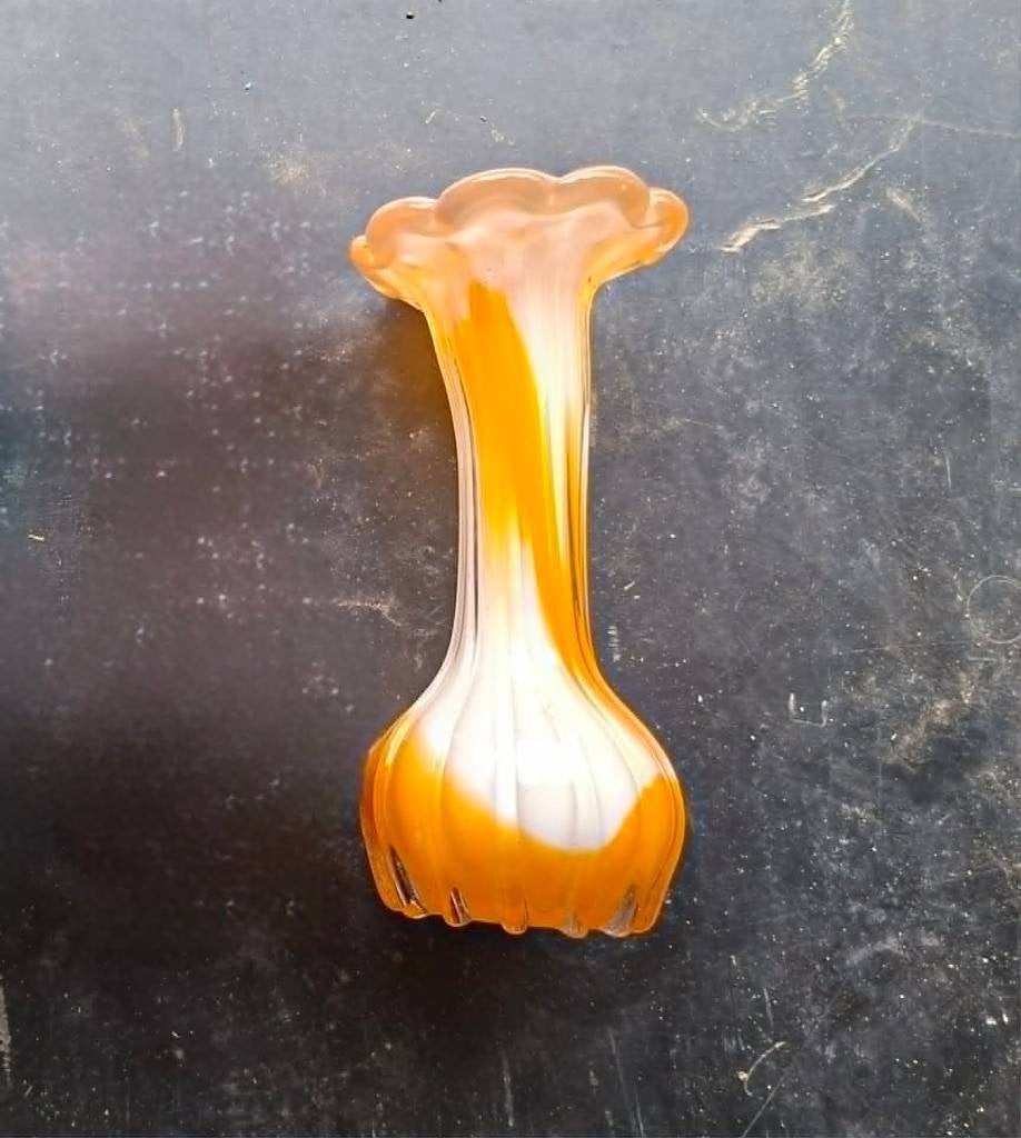 Oranje vaasje, Ophalen