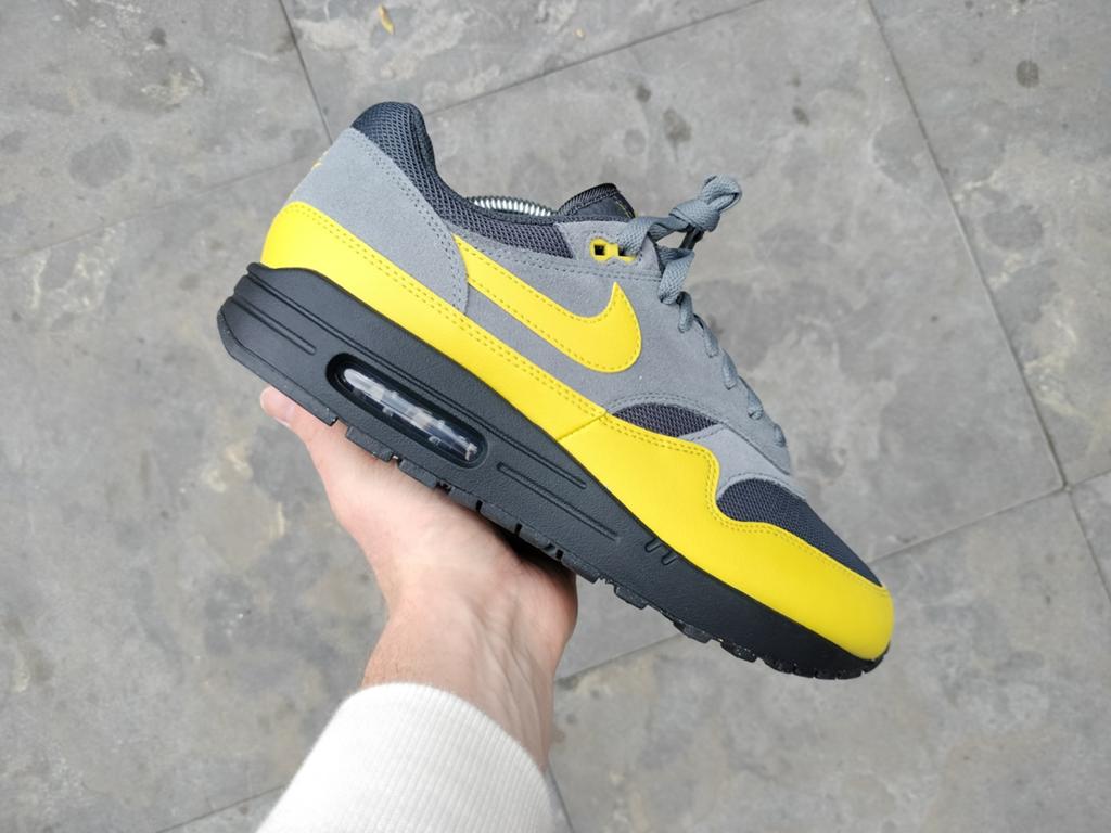 Nike air max 1 Anthracite yellow Batman Patta Atmos safari, Ophalen of Verzenden, Nieuw, Overige kleuren