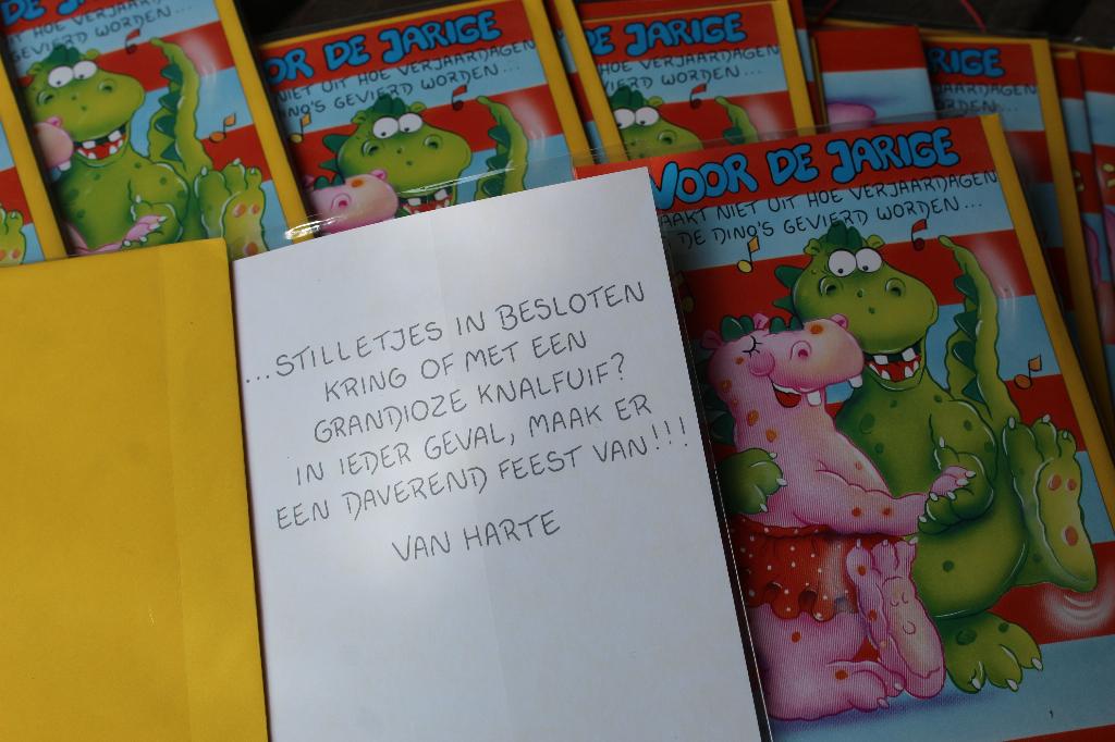 100 stuks verjaardagskaarten - wenskaarten, Diversen, Wenskaarten, Ophalen of Verzenden, Nieuw