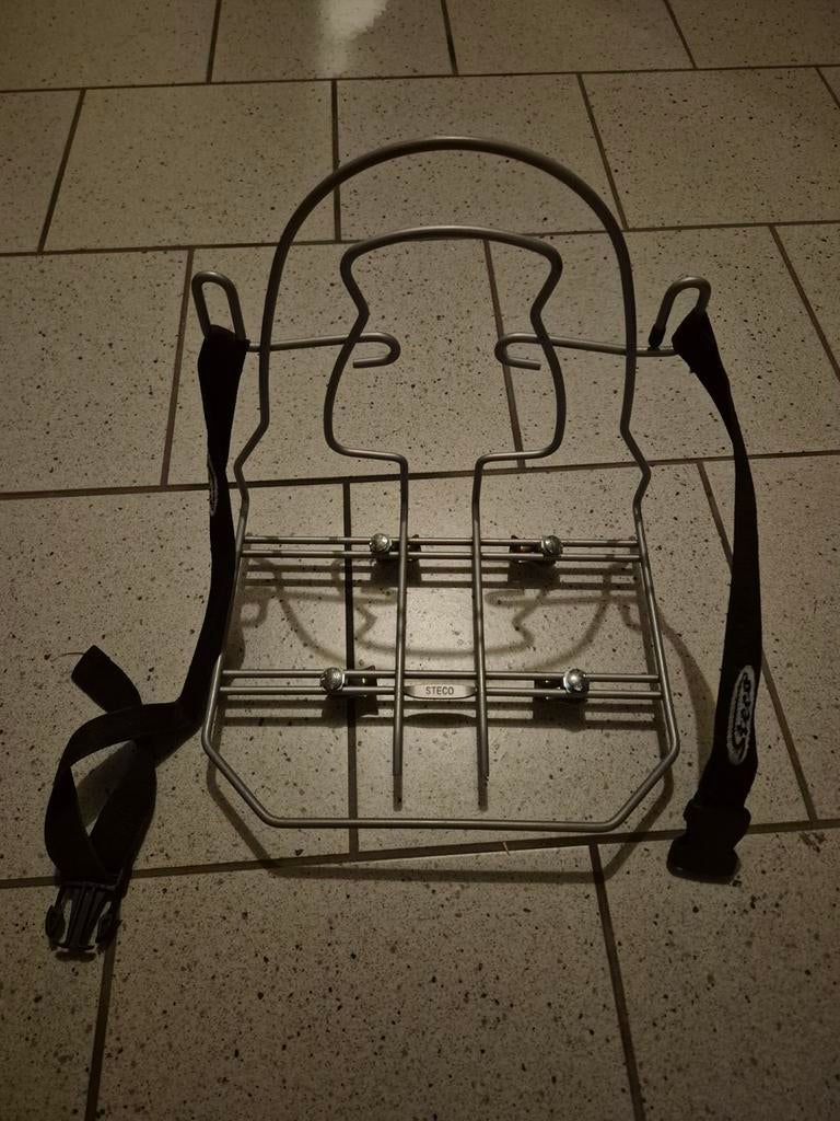 Rekje voor schooltas, Ophalen