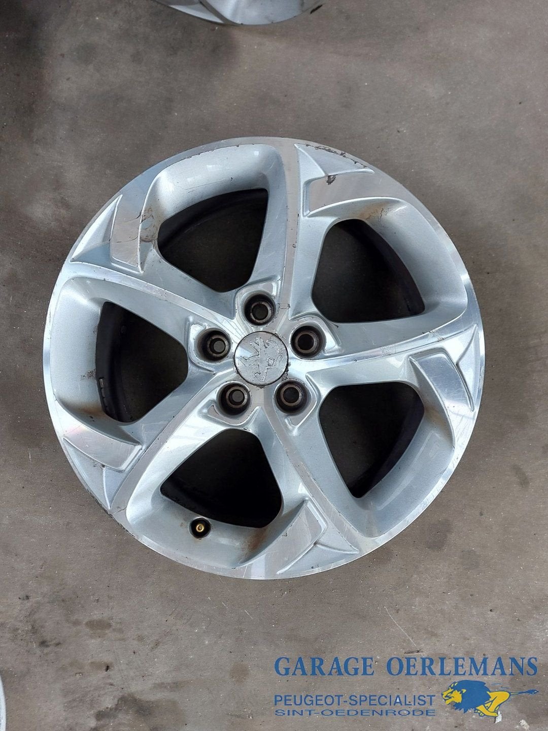 lichtmetalen velg 17 inch peugeot 508 sw 1.6 thp 9671401677, Auto-onderdelen, Banden en Velgen, Gebruikt, -, -, ARN erkend