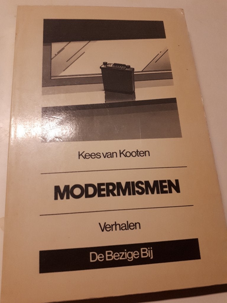 Modermismen - Kees van Kooten, Boeken, Humor, Ophalen of Verzenden, Gelezen, Moppen