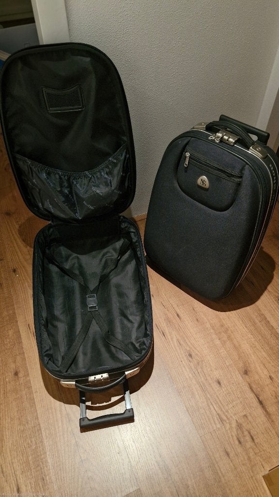 2 Handbagage trolley(s), Ophalen, 50 tot 60 cm, Hard kunststof, Zo goed als nieuw