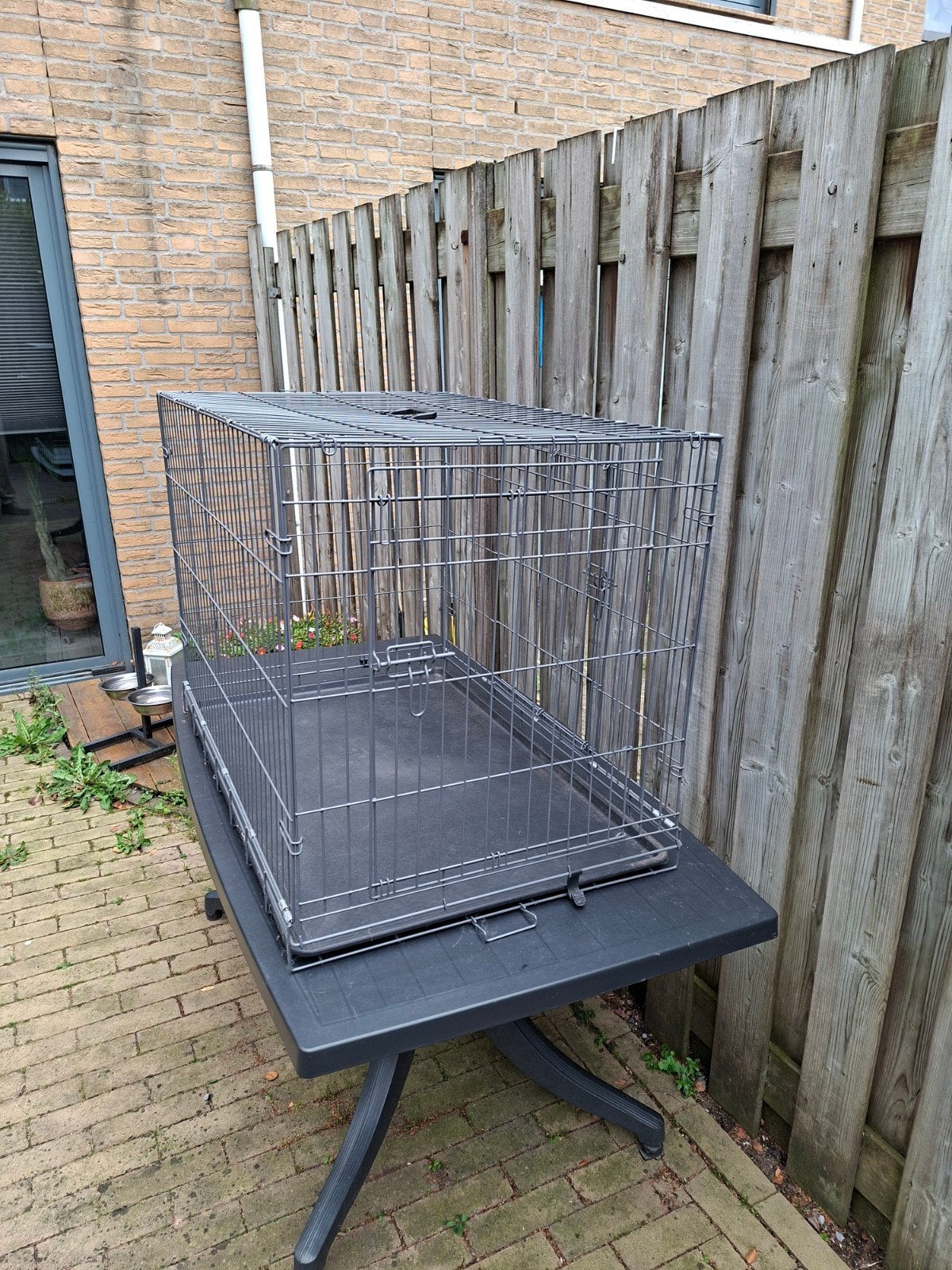 Honden Bench kleur grijs, Dieren en Toebehoren, Ophalen, Zo goed als nieuw