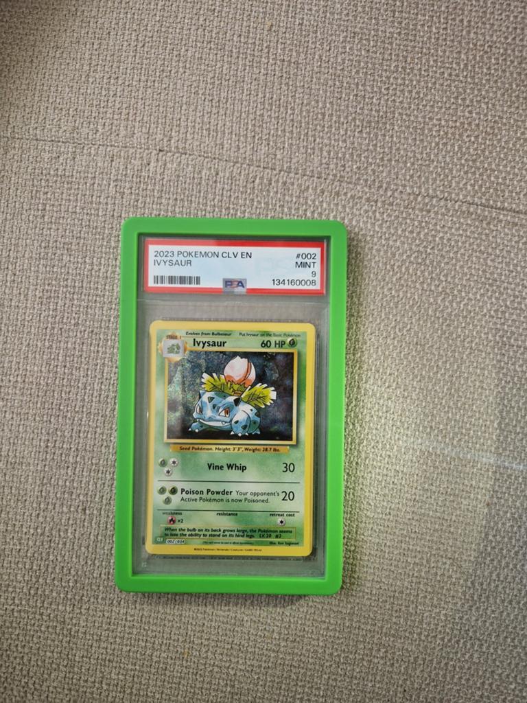 Ivysaur Pokémon kaart PSA 9 Mint - Mint conditie, Ophalen of Verzenden, Zo goed als nieuw, Losse kaart